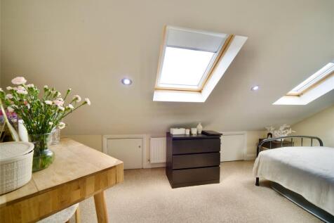 Queensbury Road, London NW9 5 bed end of terrace house for sale