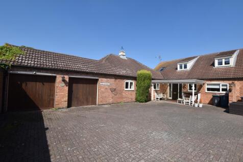 4 bedroom barn conversion for sale