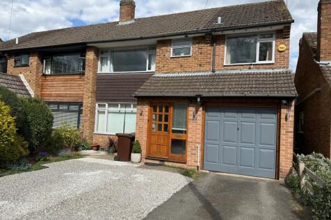 4 bedroom semi-detached house for sale