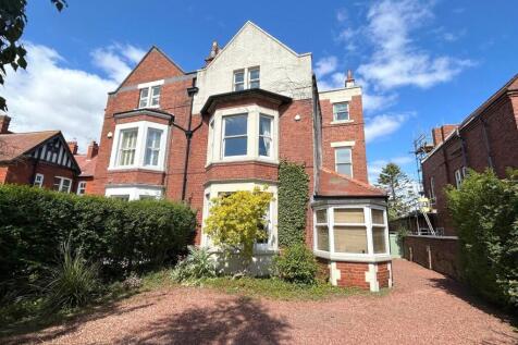 Marine Avenue, Whitley Bay, NE26 6 bed semi