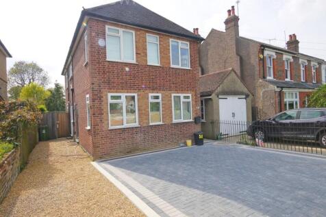 2 bedroom maisonette for sale