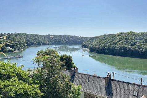 Scobles Terrace, Malpas 2 bed terraced house for sale
