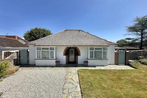 Salisbury Road, Truro 3 bed detached bungalow for sale