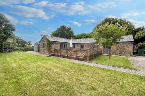 Nr. Ladock 2 bed barn conversion for sale