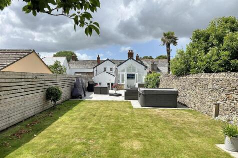 Tregony 4 bed terraced house for sale