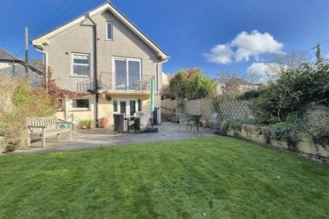 Carvoza Road, Truro 4 bed detached house for sale