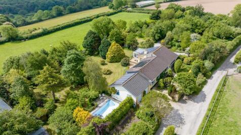Perranwell Station 5 bed detached bungalow for sale