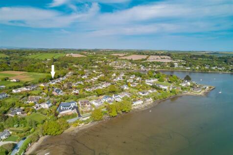 Chycoose Parc, Devoran, Truro 3 bed detached bungalow for sale