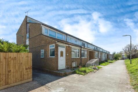 3 bedroom town house for sale