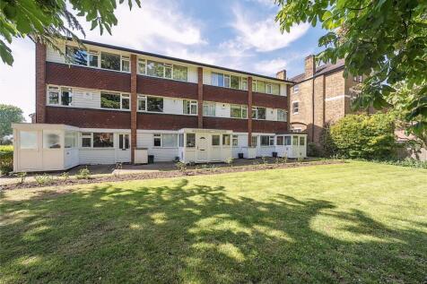 2 bedroom maisonette for sale