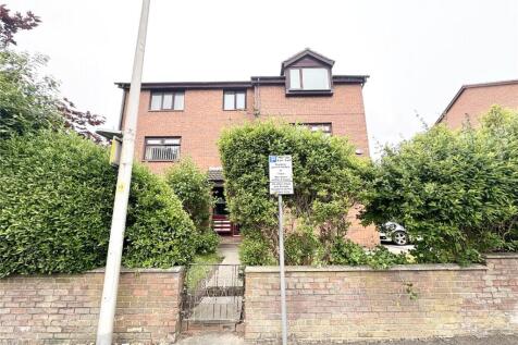 1 bedroom flat for sale