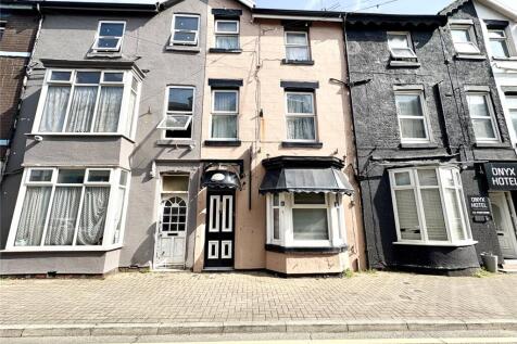 8 bedroom terraced house for sale