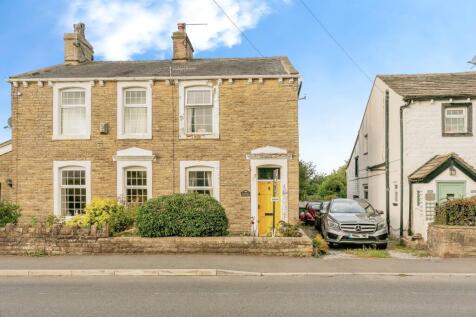 2 bedroom semi-detached house for sale