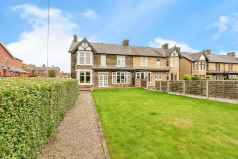 5 bedroom semi-detached house for sale