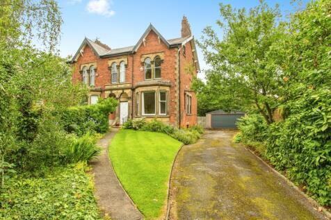 5 bedroom semi-detached house for sale