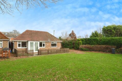 1 bedroom bungalow for sale