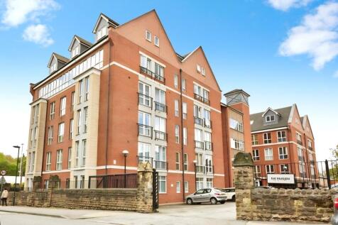 2 bedroom flat for sale