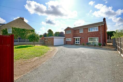 Longstaff Way, Hartford, Huntingdon... 4 bed detached house for sale