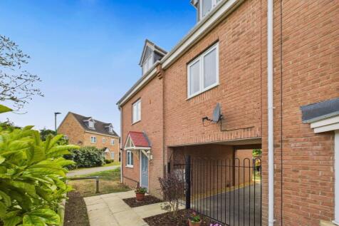 5 bedroom town house for sale