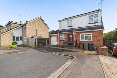 2 bedroom detached house for sale