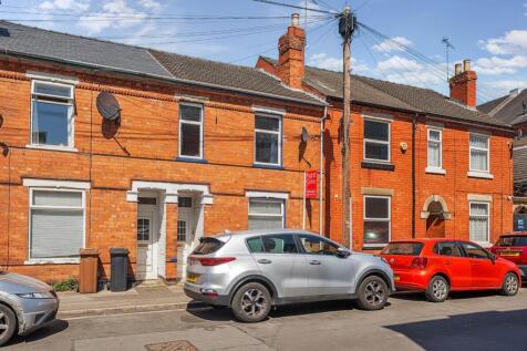 Tealby Street, Lincoln, Lincolnshire... 3 bed terraced house for sale