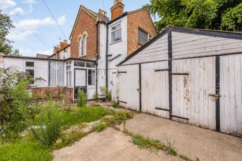 Frampton Place, Boston, Lincolnshire... 3 bed end of terrace house for sale
