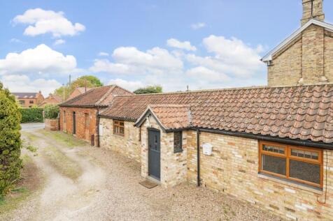 High Street, Martin, Lincoln, LN4 5 bed detached bungalow for sale