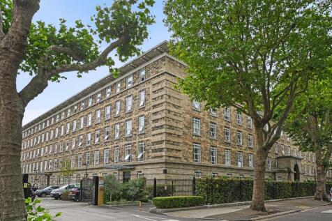 Bromyard Avenue, Acton 3 bed flat for sale