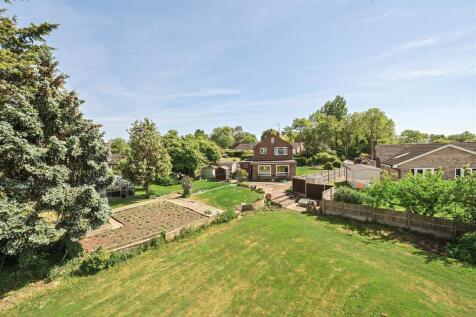 The Avenue, Bletsoe 3 bed detached house for sale