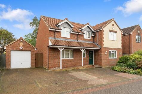 The Birches, Ampthill Road, Flitwick 4 bed detached house for sale