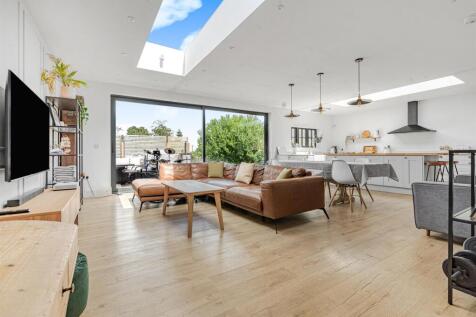 Preston Road, Toddington, Dunstable 3 bed house for sale