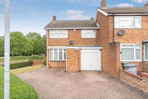 Gooseberry Hill, Luton 3 bed end of terrace house for sale