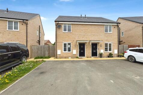 Jasmine Crescent, Holbeach, Spalding 2 bed semi