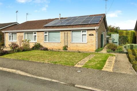 Willders Garth, Holbeach, Spalding 2 bed bungalow for sale