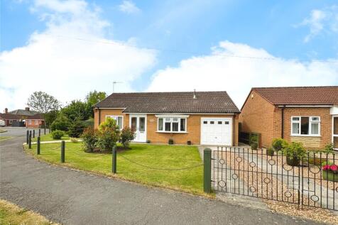 Fairfields, Holbeach, Spalding 3 bed bungalow for sale