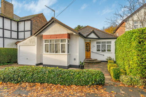 3 bedroom detached bungalow for sale