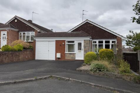 Wolverley Avenue, Stourbridge 2 bed detached bungalow for sale