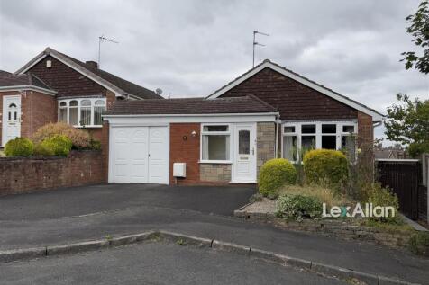 2 bedroom detached bungalow for sale
