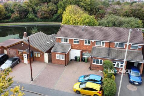 Brierley Hill Road, Brierley Hill 3 bed end of terrace house for sale