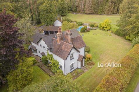 Enville Road, Kinver, Stourbridge 5 bed detached house for sale