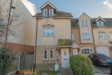 Saddlers Mews, Ramsgate, CT12 3 bed end of terrace house for sale