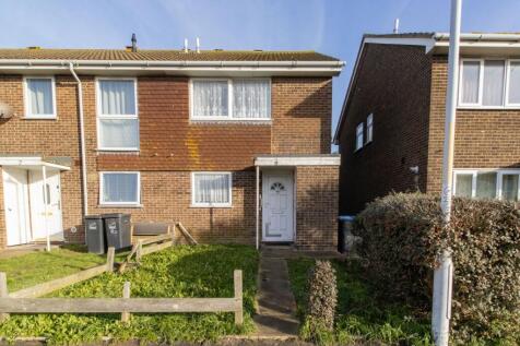 St. Francis Close, Margate, CT9 2 bed semi