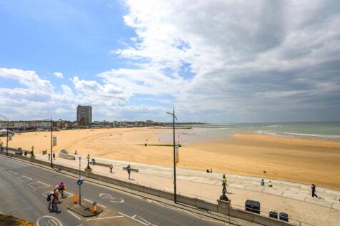 Marine Drive, Margate, Kent, CT9 2 bed flat for sale