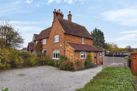 High Street, Houghton Conquest... 2 bed semi