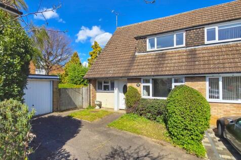 3 bedroom chalet for sale