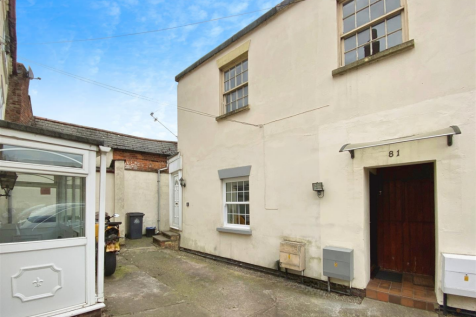 High Street, Wem, Shrewsbury 2 bed flat for sale