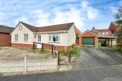 Falcons Way, Shrewsbury 3 bed detached bungalow for sale