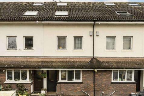 5 bedroom terraced house for sale