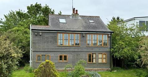 1 bedroom chalet for sale