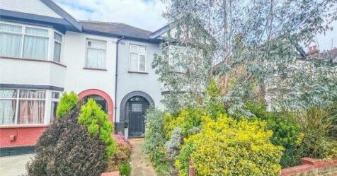 3 bedroom maisonette for sale